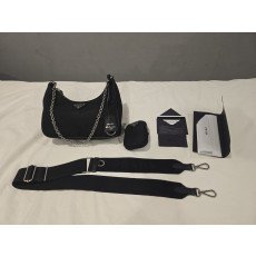 프라다 테수토