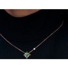 컬러 블라썸 BB 스타 펜던트, 핑크 골드, 말라카이트와 다이아몬드